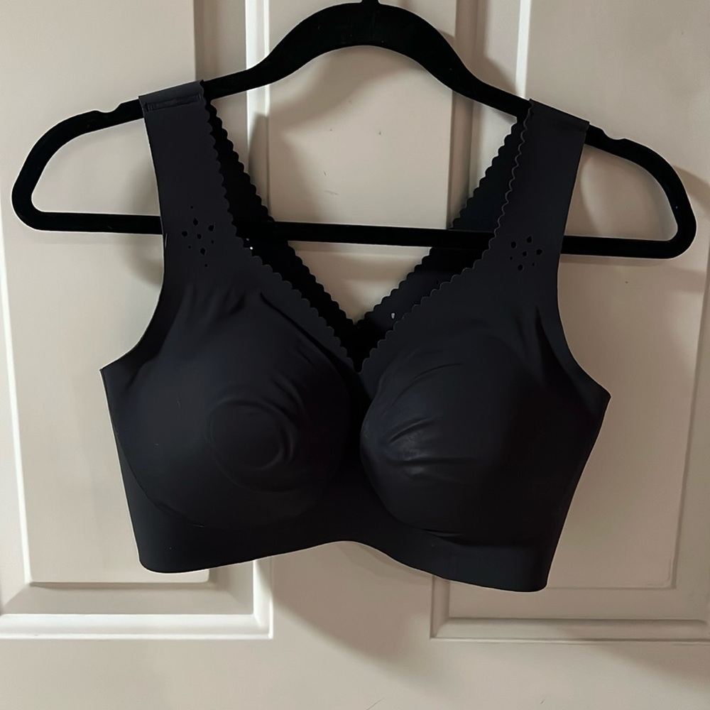 Evelyn & Bobbie -Black M NWOT